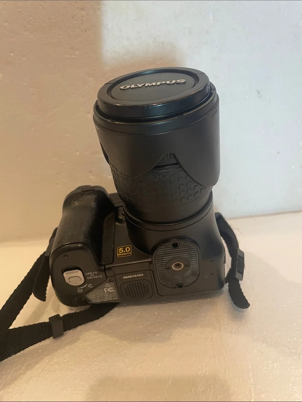 Olympus Camedia E-20N SLR professional 5MP Digital Camera Kit bundle Black mint